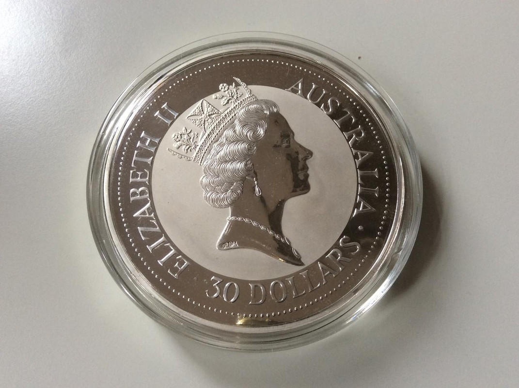30 dólares del año 1992 "Kookaburra".1 kg de plata IMG-6411