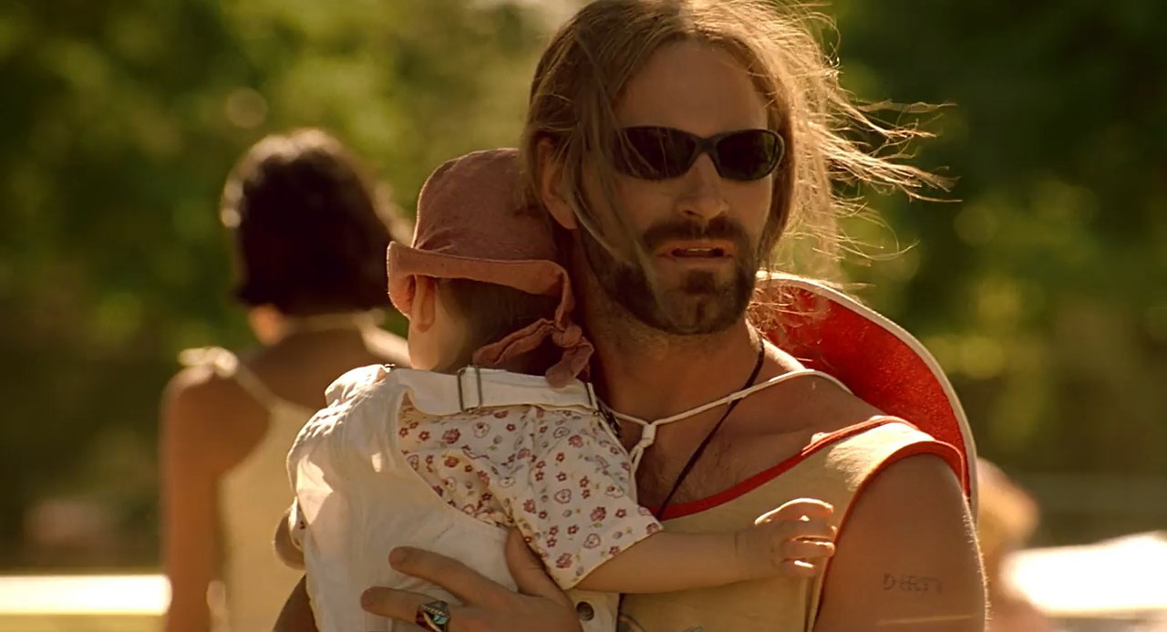 Erin Brockovich 2000 BluRay [Hindi + English] 480p, 720p ESub Screenshot