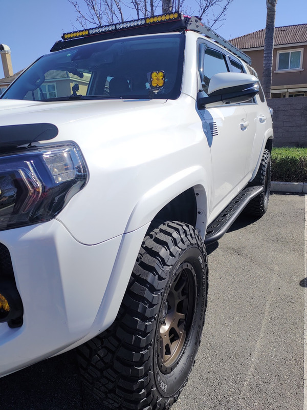 Toyota 4R Corner View