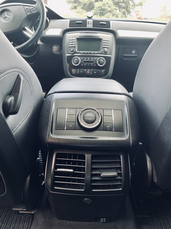 056705F4-280C-40EA-BBDA-83A124219735