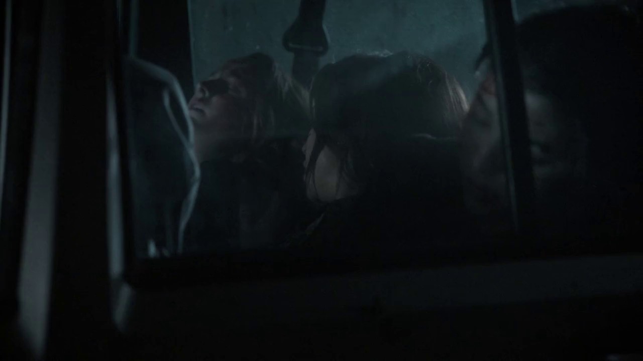 Scarecrow-2013-Hindi-Multi-Blu-Ray-1080p-x264-AVC-AAC-6ch-ESub-mkv-0003