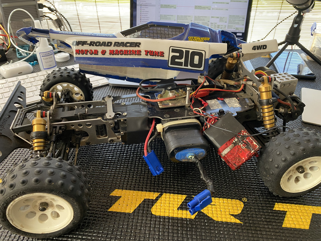 0842DE93-BC4C-4A01-94D8-44D9ECAD0B93