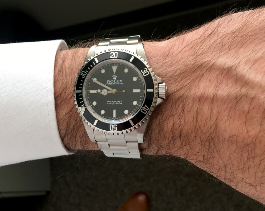 Dateless submariner shop