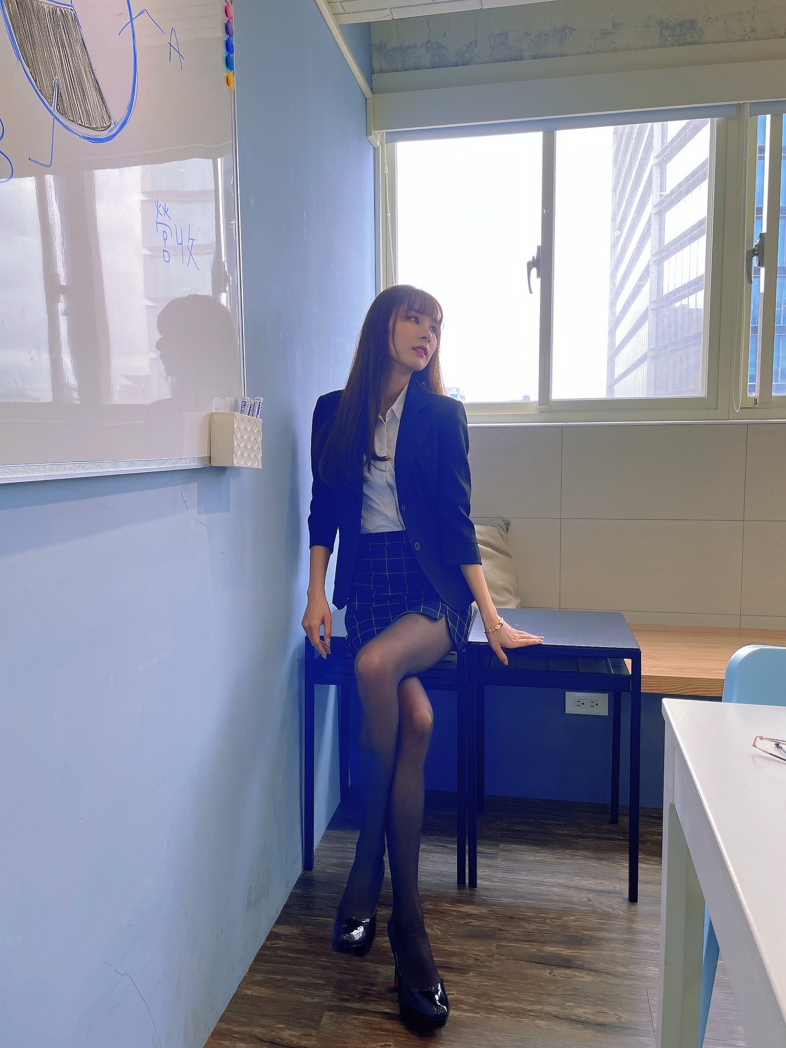 泥泥汝 OL 女郎 B 主题 写真＋视频合集｜高人气职业风作品（350P｜12V｜840MB）插图4