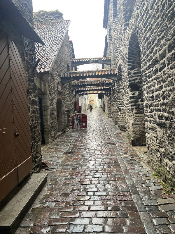 05D718D0-1638-45E1-A312-EBD9141E5D17