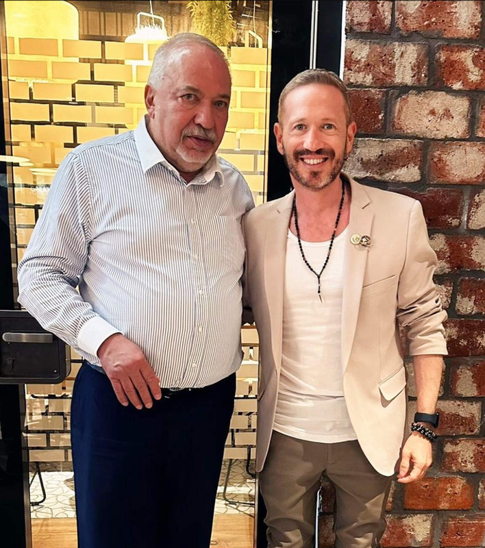 Авигдор Либерман