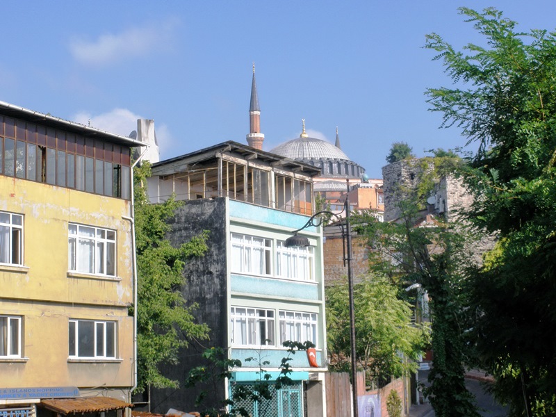 В Истанбуле, в Константинополе ...