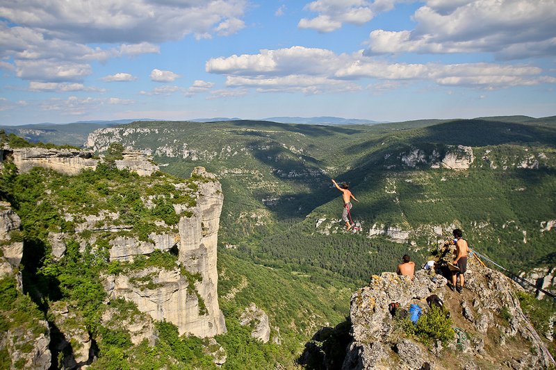 LES GORGES DE LA VIS Highline-en-Aveyron-Greg-ALRIC-Natural-Games