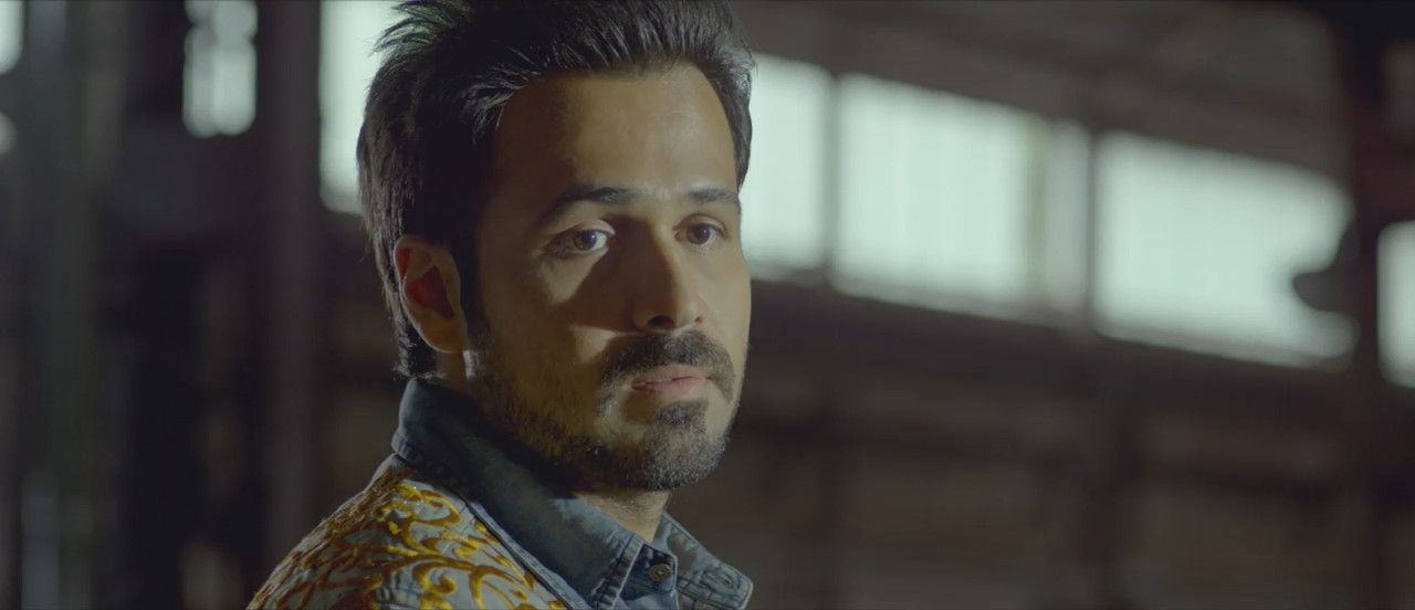 Raja Natwarlal 2014 WebRip [Hindi] 480p 720p ESub Screenshot