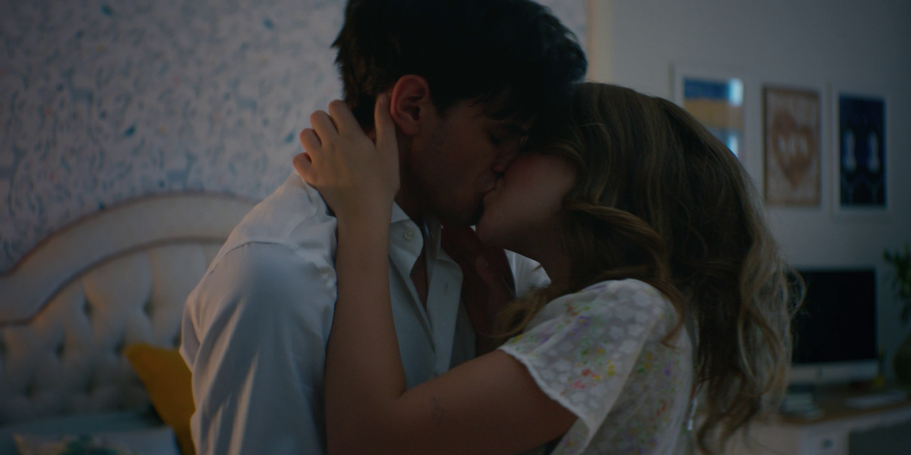 vlcsnap-2023-06-08-19h52m33s570