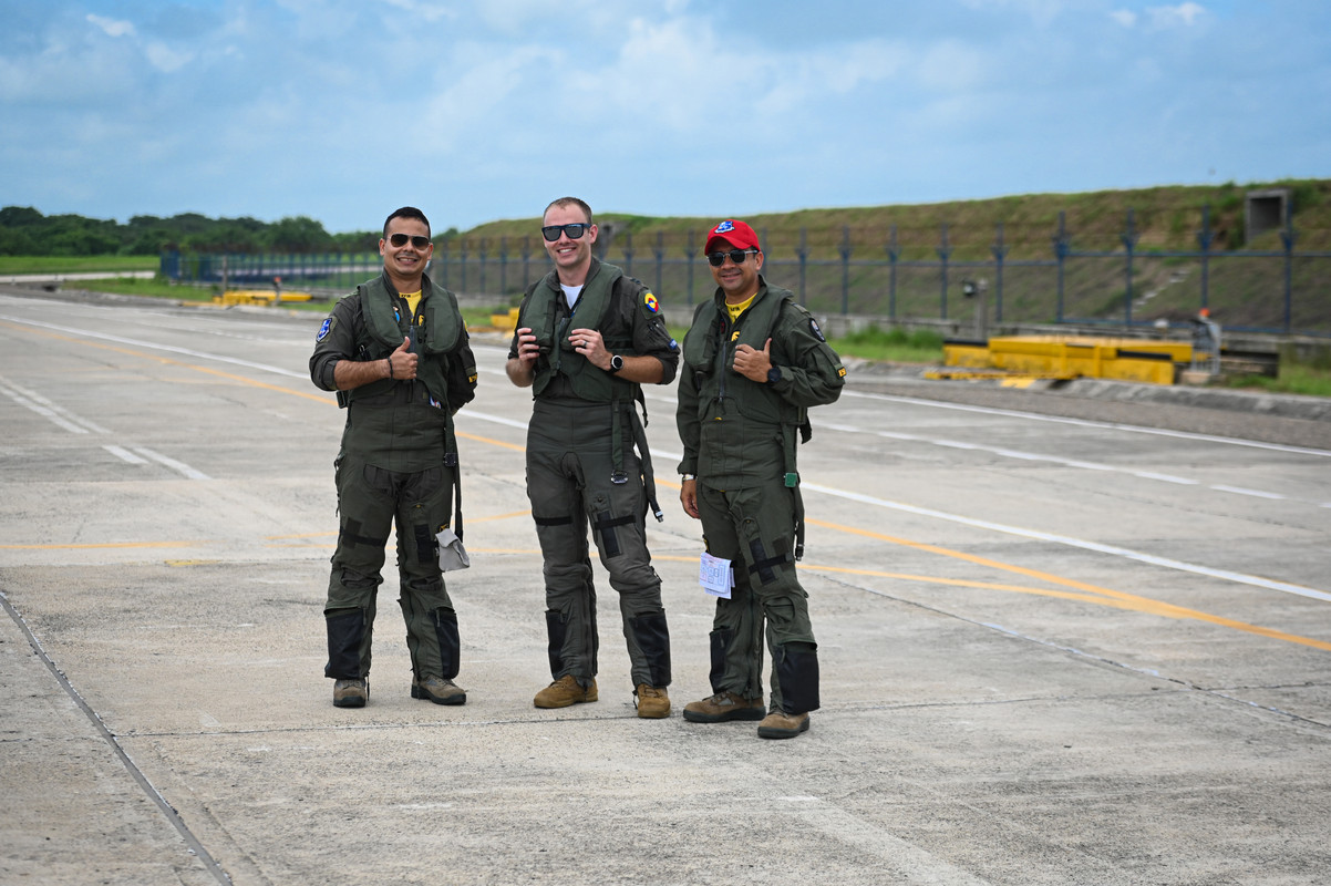 FAC RELAMPAGO 7B (14)