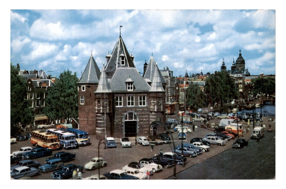 Amsterdam Nieuwmarkt
