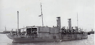 Dos imágenes del HMS Ben-My-Chree