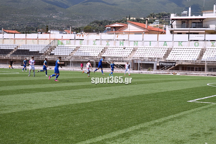 , &Pi;&alpha;&nu;&theta;&omicron;&upsilon;&rho;&iota;&alpha;&kappa;ό&sigmaf;- &Pi;&alpha;&lambda;&lambda;&eta;&xi;&omicron;&upsilon;&rho;&iota;&alpha;&kappa;ό&sigmaf; 3-0: &Mu;&epsilon; &tau;&omicron; &delta;&epsilon;&xi;ί &sigma;&tau;&alpha; &mu;&pi;&alpha;&rho;ά&zeta; &mu;&epsilon; &chi;&alpha;&tau; &tau;&rho;&iota;&kappa; &tau;&omicron;&upsilon; &Alpha;&gamma;&gamma;&epsilon;&lambda;ή (&phi;&omega;&tau;&omicron;&gamma;&rho;&alpha;&phi;ί&epsilon;&sigmaf;)