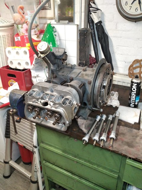 5B64929B-09A8-411E-8429-75ACA0A57CF1