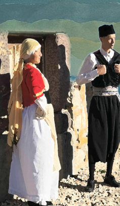 ΜΟΥΣΙΚΟΧΟΡΕΥΤΙΚΗ ΒΡΑΔΙΑ ΣΤΟ ΟΜΗΡΕΙΟ ΑΠΟ ΤΟΝ ΣΥΛΛΟΓΟ «Η ΜΥΡΩΔΑΤΗ ΧΙΟΣ» – ΤΑ ΕΣΟΔΑ ΓΙΑ ΤΗΝ ΑΝΑΓΕΝΝΗΣΗ ΤΗΣ ΑΜΑΝΗΣ