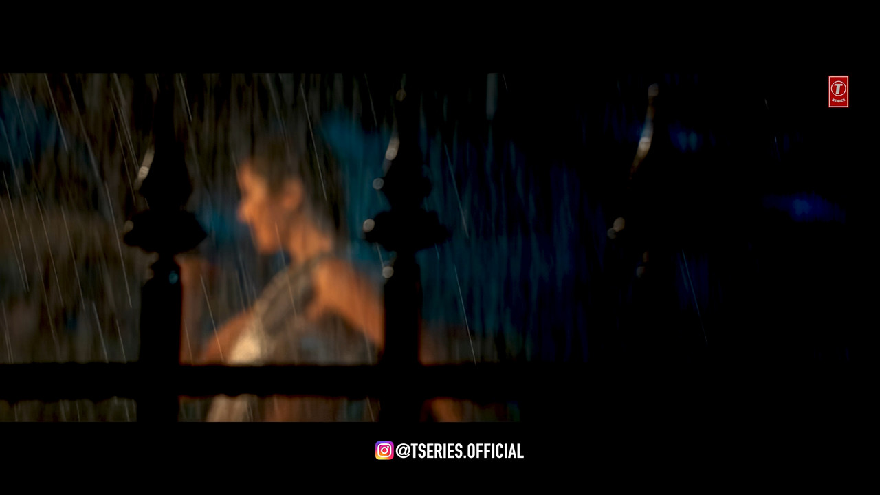 Tip Tip Song- Sooryavanshi - Akshay Kumar, Katrina Kaif 4k.mp4_snapshot_00.26.694