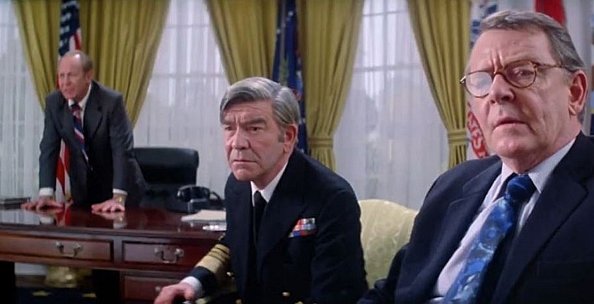 ROBERT-BEATTY-ADMIRAL-FOTOR.jpg