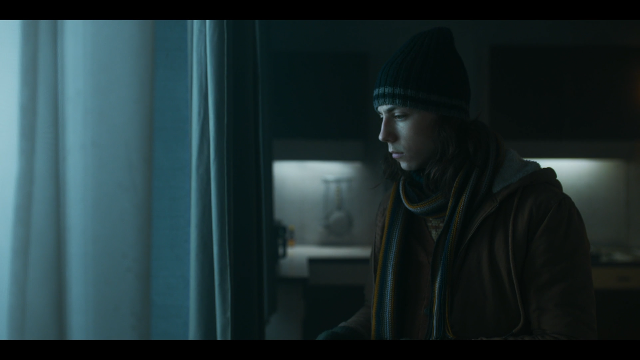 Hausen.S01E01.Il.condominio.ITA.GER.1080p.WEB.DD5.1.H264-MeM.mkv_snapshot_13.04_[2021.02.19_14.19.34