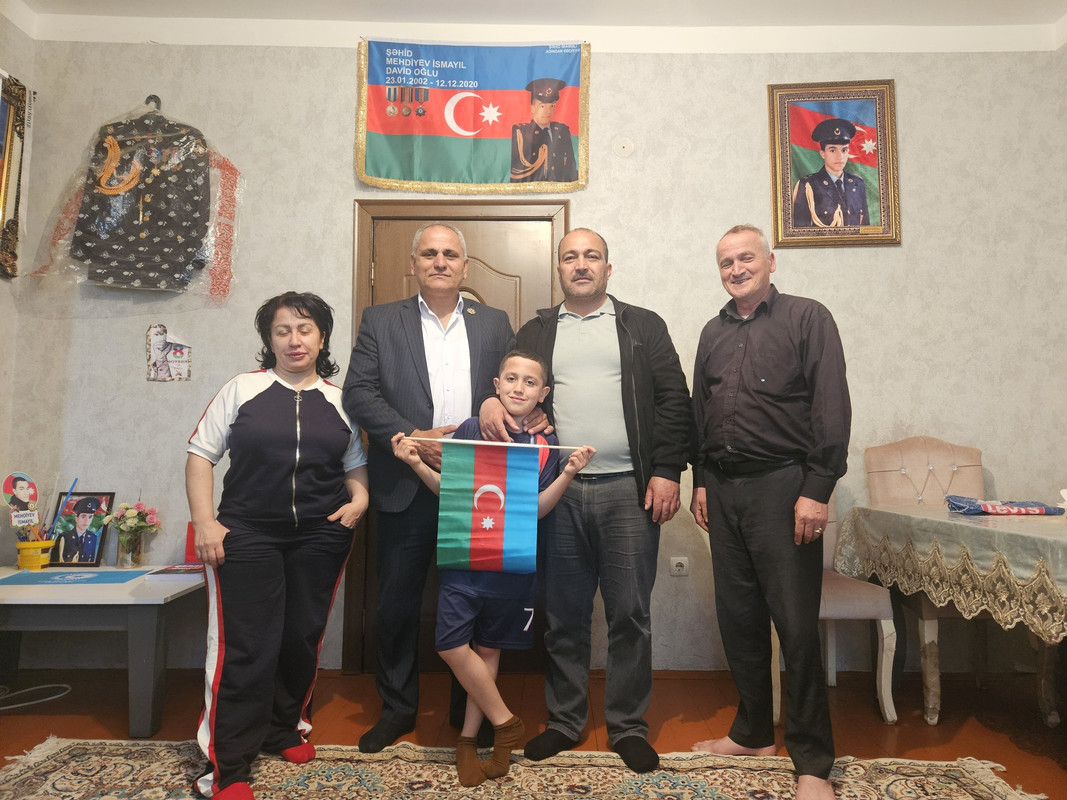 Şəhid ailəsi ziyarət edildi