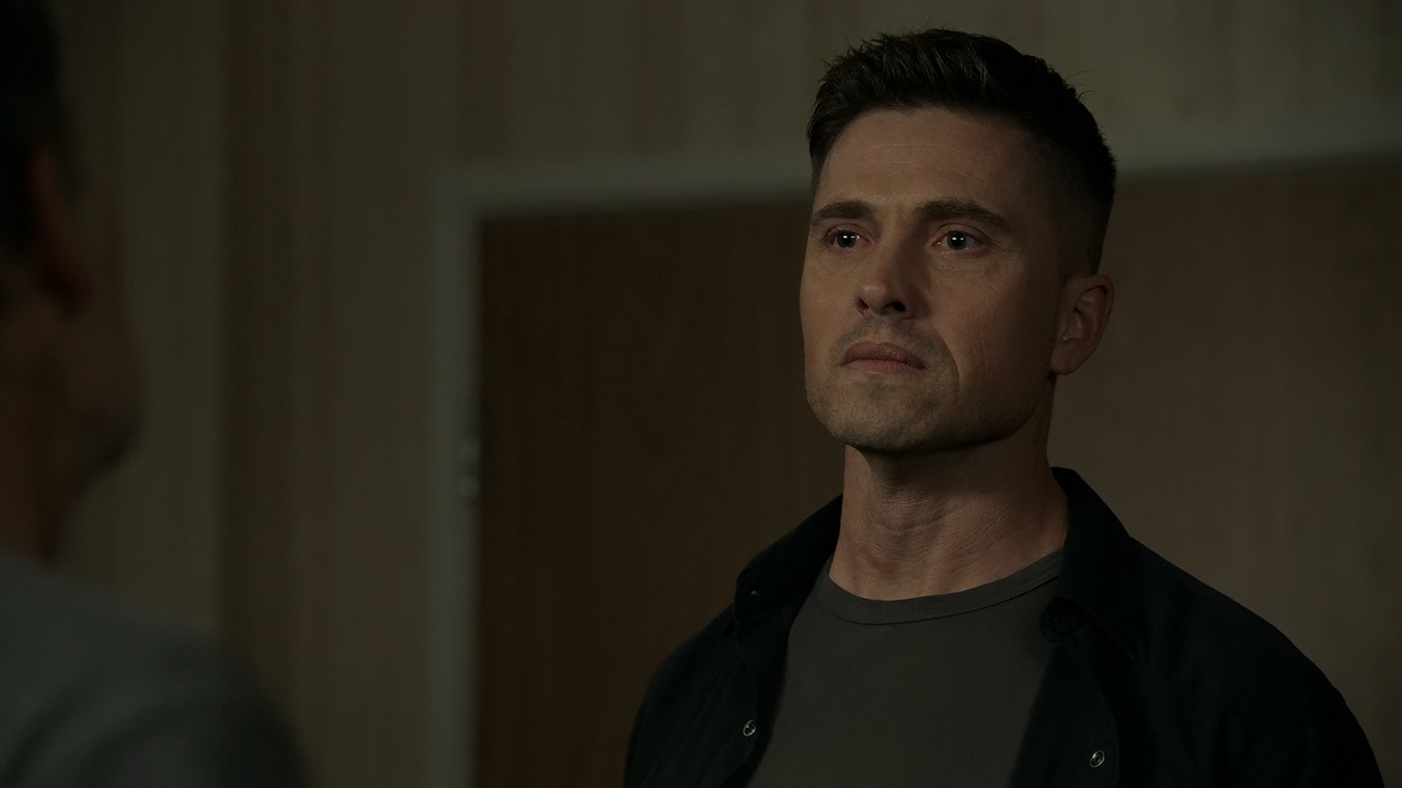 The.Rookie.S04E09.Breakdown.1080p.10bit.AMZN.WEB-DL.DDP5.1.HEVC-Vyndros.mkv_snapshot_26.35_[2021.12.