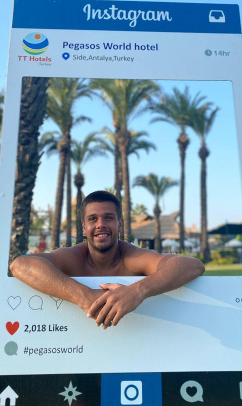 34AB5275-2123-460F-8EFE-CE7A2446045D