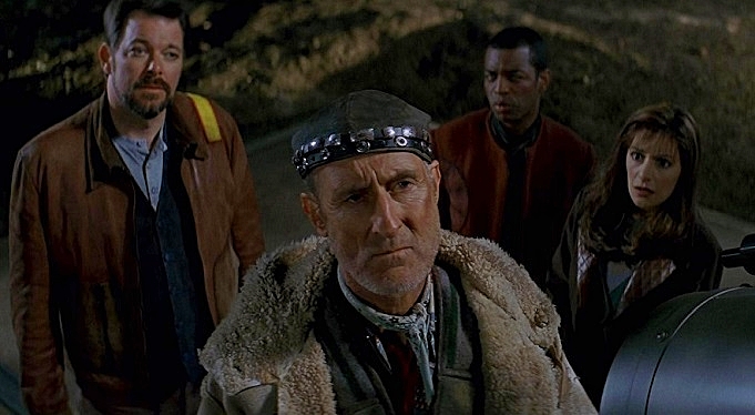 STAR-TREK-JAMES-CROMWELL-7-C-FOTOR.jpg