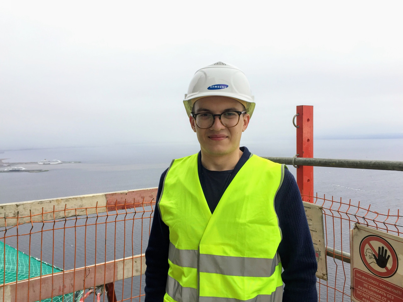 Контракты, стройка, наука и стиль