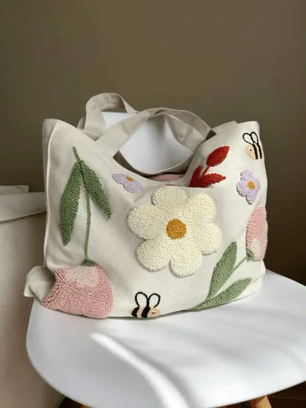 Cartera bordada