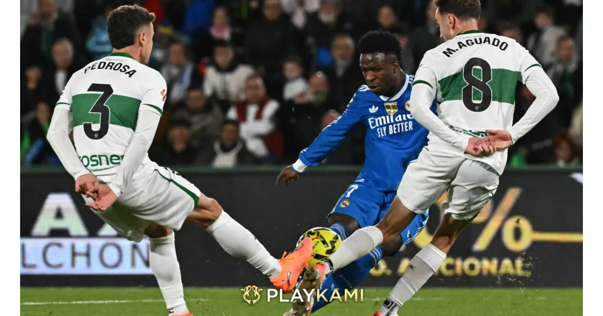 Trio Penyerang Los Blancos Kesulitan