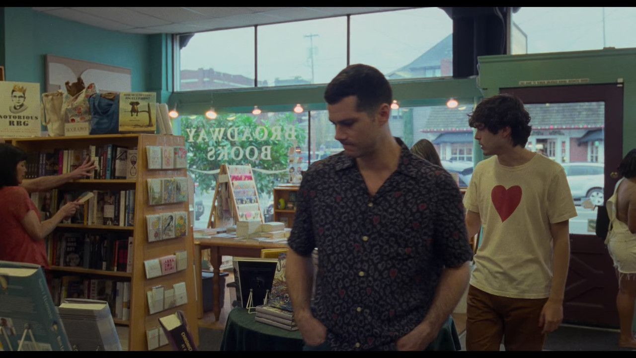 La Mitad Que Falta (2025) Full 1080p WEB DL Latino Inglés mkv snapshot 00 14 44 884