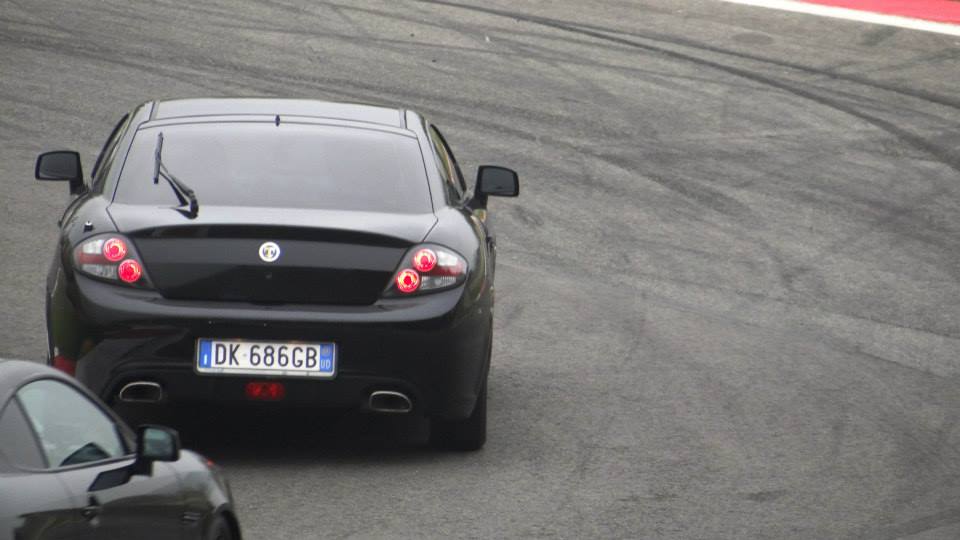 1376629_593782940679524_1842122988_n