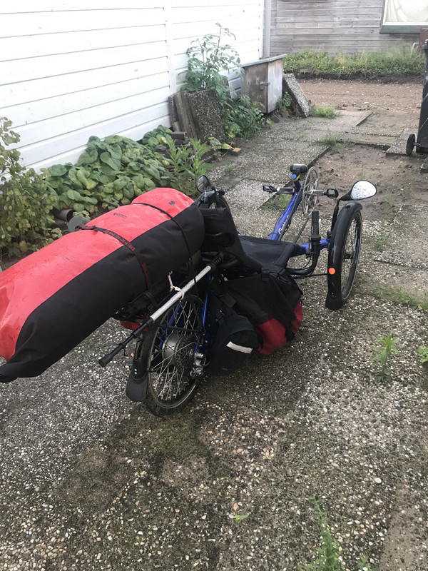 4ED90685-71B0-46C5-B015-51D89EDB3C2D