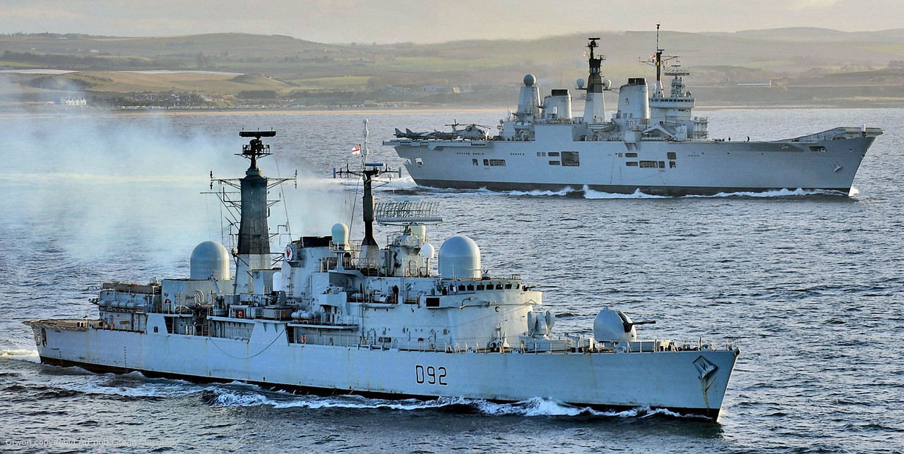 HMS Liverpool (D.92)-8