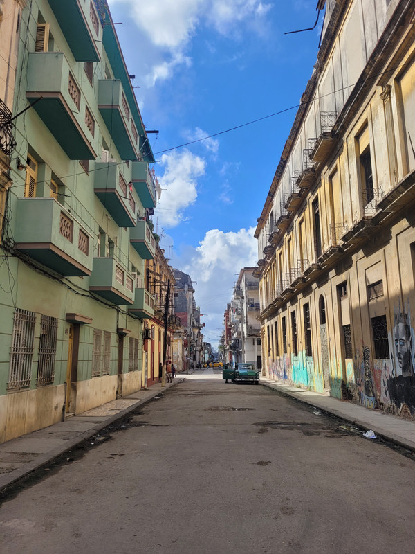 Внезапная поездка. Cuba, tengo un hambre de pingon! Варадеро-Гавана.  Конец декабря 2024