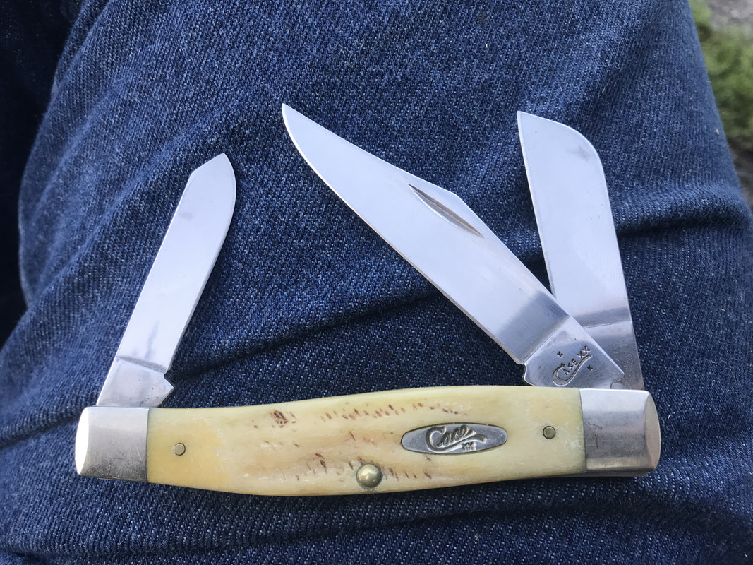 8FF8A3ED-9144-4CD7-85B3-CC8B1100FA07