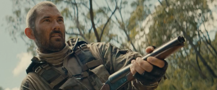 Wyrmwood-Apocalypse-2022-BRRip-Xvi-D-AC3-EVO-0002.png