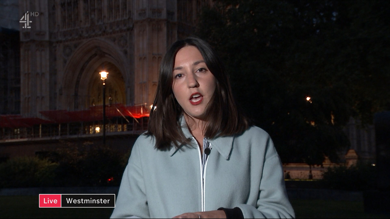 Channel 4 News_20210921_19002000.ts_snapshot_00.28.38.658