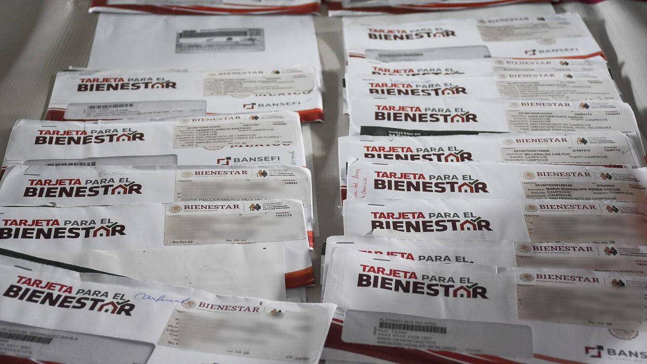 Tarjetas del Bienestar están siendo usadas por los narcos para lavar dinero