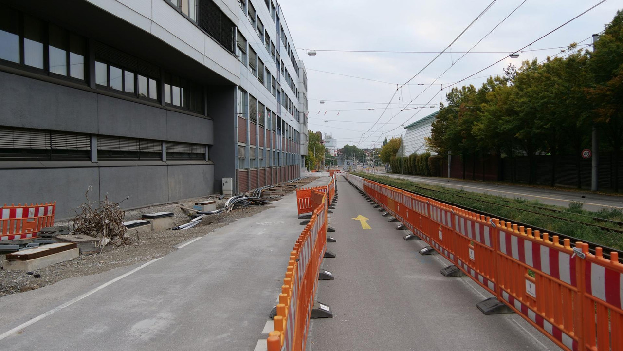 [Bild: 031026-083837-117b.jpg]