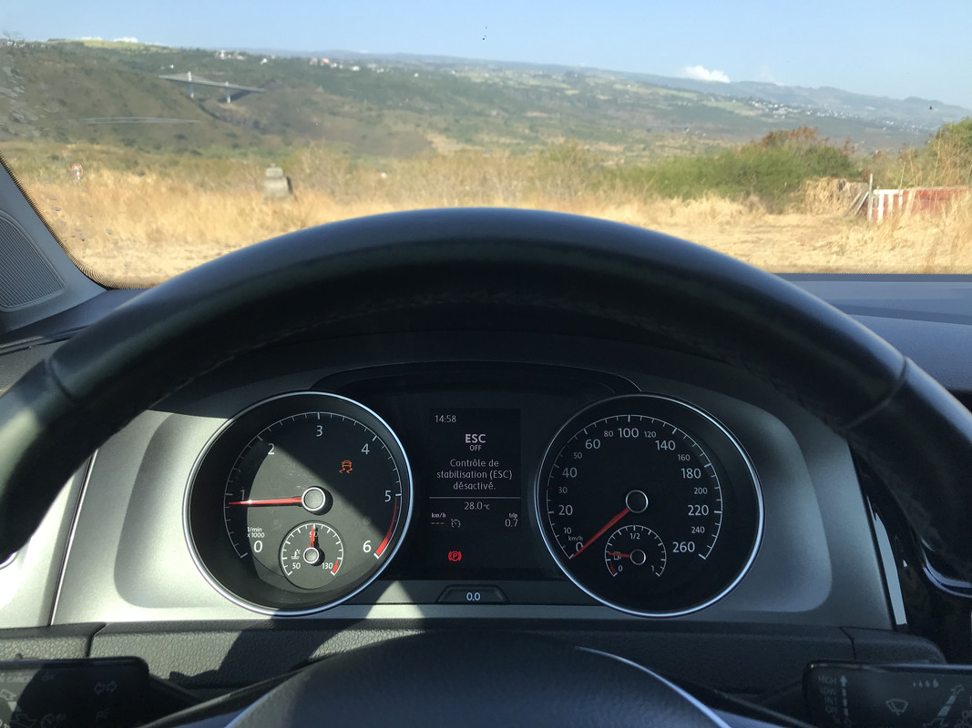 E0B7A8D7-F9B2-40EF-9C9A-08FA352E9B5C