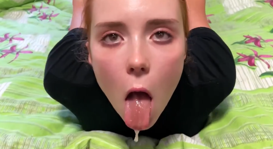 OnlyFans – Sweetie Fox – Hard Facefuck Redhead & Doggy Fucks POV