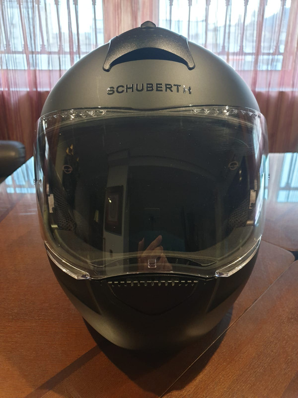 B859FC17-EAB1-40E9-9864-FD7B9ECBF516