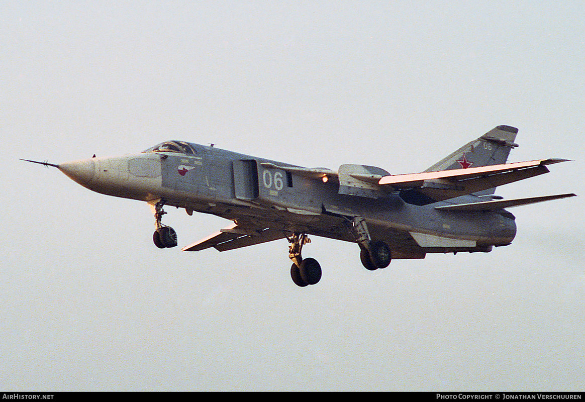 11 ORAP Su-24MR 06 White_0515326_16.10.91