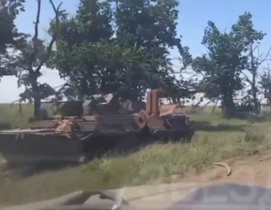 1018 BTR-82A destr 16 06 24