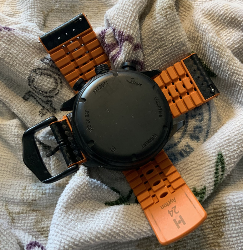 EAD0FF7E-7869-4674-B34A-21BA22A4DB5A