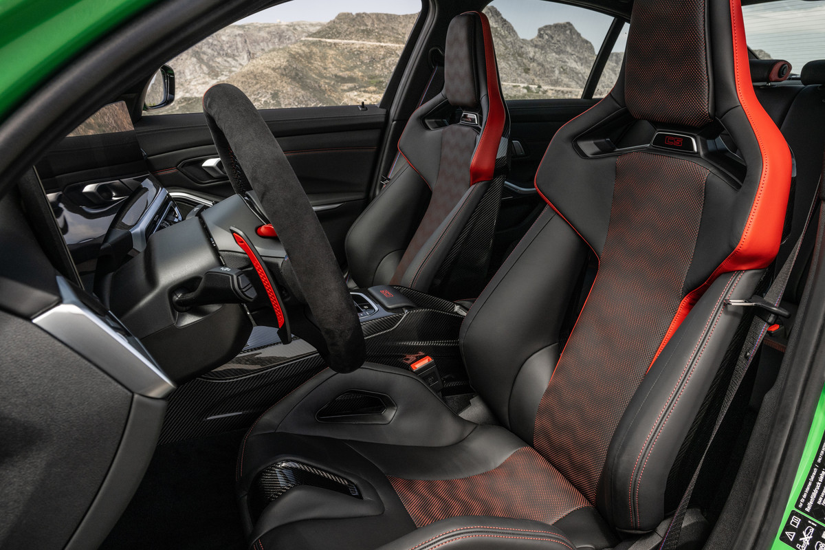 P90492766_highRes_the-all-new-bmw-m3-c