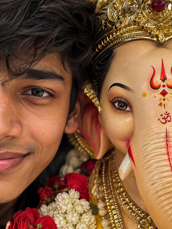 Ganesh chaturthi celebration | PromptGet
