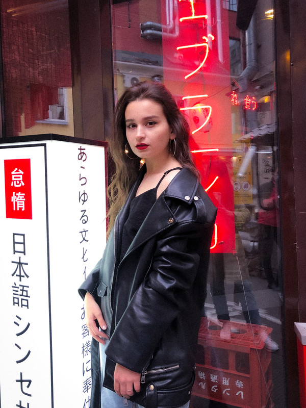 0D68A685-4F90-452E-89B3-732DDAACDF19