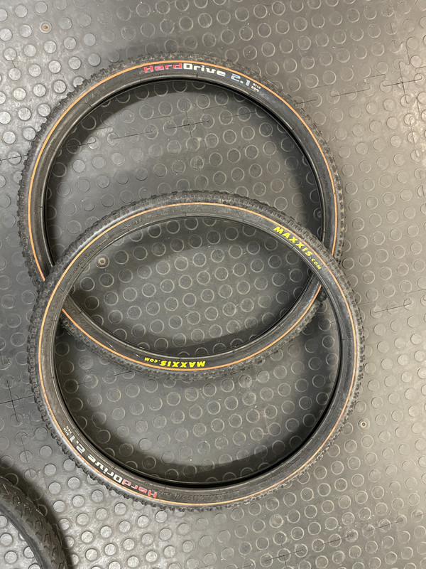 BE46D2F0-FD9B-46BE-8AF4-12D2DBEEA44C